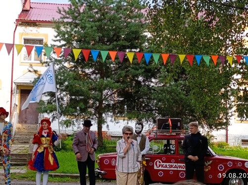 Благотворительный проект «СказкаМобиль»